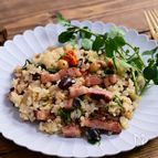 クレソン香る「炙りベーコンとクレソンの豆釜飯」