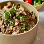 10分で完成！【椎茸ピーマンそぼろ丼】