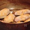 ほっこり♪さつまいもと鶏手羽先の煮物の工程2