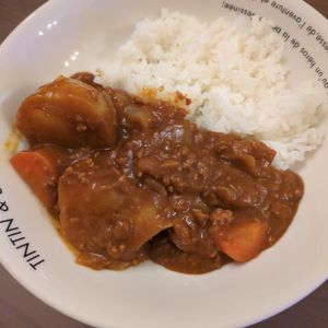 たりおの作ってみた!投稿(市販ルーで作る 懐かしのポークカレー)