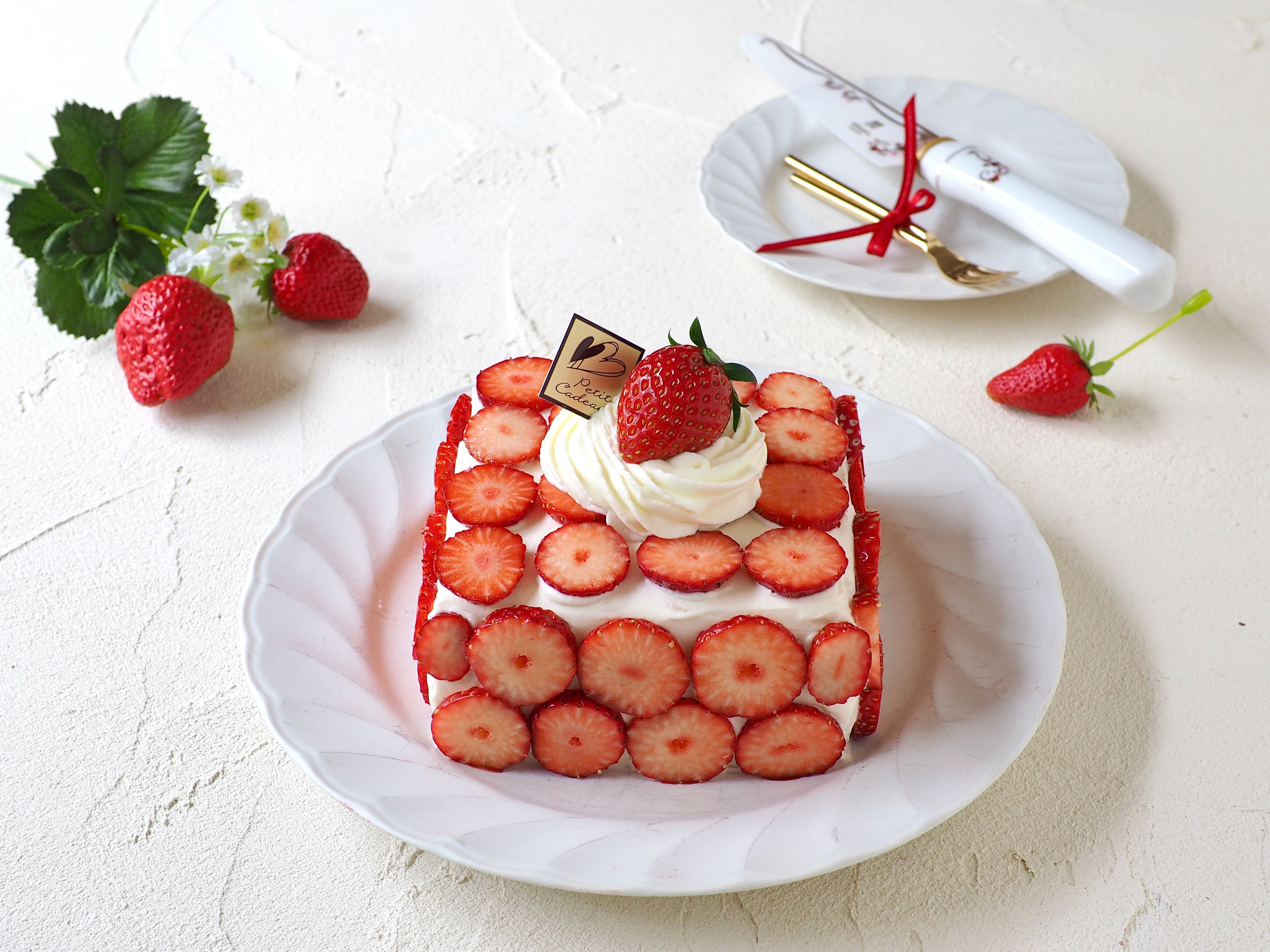 韓国カフェ風 いちごケーキ 苺サンド レシピサイトnadia
