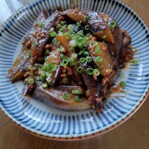 907307の作ってみた!投稿(行列の町中華の🍚とろけるなすの✨うま辛肉みそ炒め🤭💕)