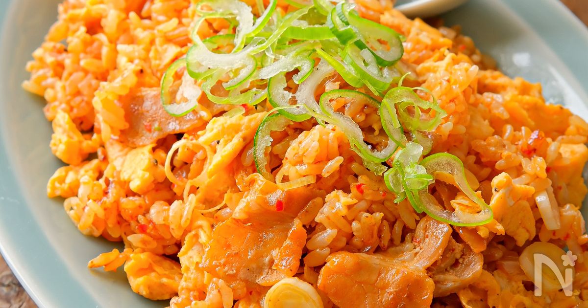 【簡単！コク旨！キムチチャーハン！】隠し味であと引く旨さに