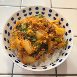 mi-koの作ってみた!投稿(うまみたっぷり！鯖缶キムチの混ぜご飯でおにぎり)