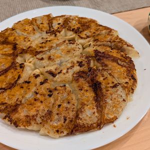 めるしげの作ってみた!投稿(ミシュランの味!肉汁洪水焼き餃子の決定版)