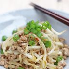 新しょうが入り、肉もやし炒め