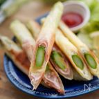 パリッ♪『春巻きの皮でアスパラベーコンチーズ巻き』