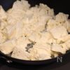 包丁不要！白だしで簡単♪「豆腐とギョニソのチャンプルー」の工程1