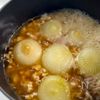 とろっと甘い♪旬を味わう【丸ごと新玉ねぎのそぼろ煮】の工程5