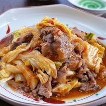 ジュ～っと味噌ダレ！豚とキャベツの辛味噌炒め