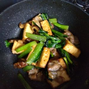 さこ　マロ美の作ってみた!投稿(【パパっとガッツリ♡】豚バラと厚揚げの小松菜オイスター炒め)
