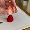 子どもにはこっち!【いちごバタサンド】の工程1