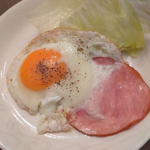たりおの作ってみた!投稿(綺麗な半熟目玉焼き)