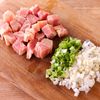 【鶏肉と長ねぎの和風スープパスタ】ワンパン♪白だしで作る!の工程1