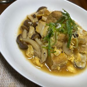 ぽちゃこの作ってみた!投稿(【厚揚げとしめじの卵とじ】簡単ボリューム副菜♪ほっこり味♡)