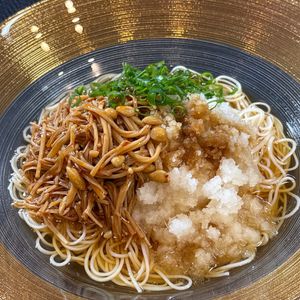 楽ラク手抜キッチン🐶🐾の作ってみた!投稿(冷たくてさっぱり🤭🎐なめ茸とおろしの簡単そうめん♪)