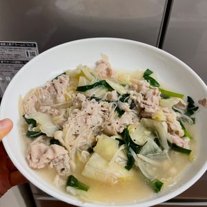 ケの作ってみた!投稿(【豚バラキャベツの塩スープ煮】体に優しいヘルシーおかず♡)