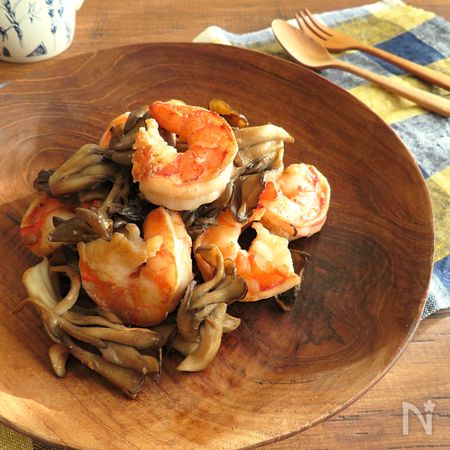 旨味たっぷり えびとまいたけのバター醤油ソテー By 佐藤 加奈子 Kaana57 レシピサイト Nadia ナディア プロの料理家のおいしいレシピ