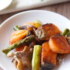 コクがあって美味しい！鮭とアスパラと舞茸のマヨポン炒め