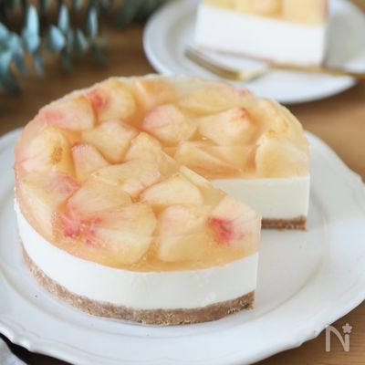 レンジで作る♪桃のレアチーズケーキ