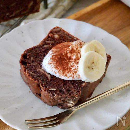 混ぜて焼くだけ【米粉のチョコバナナブレッド】
