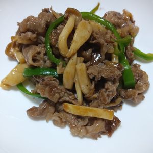 marine55の作ってみた!投稿([牛バラのにんにくポン酢炒め]たっぷりきのこでヘルシー)