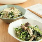 レンジで簡単！豆苗としめじともやしのわかめナムル