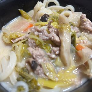 なおの作ってみた!投稿(【豆乳胡麻みそ担々うどん】白菜たっぷり！)