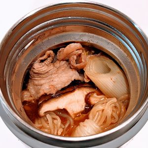 えんぢさんの作ってみた!投稿(レンジにおまかせ！【すき焼き風丼べんとう】)