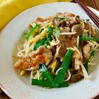 豚肉と豆もやしとにらのオイスター炒め