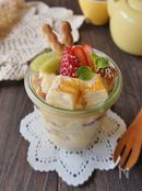 パイとフルーツのカスタードパフェ