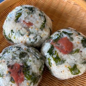 Memento-MORIの作ってみた!投稿(炊きたてご飯に混ぜるだけ！【わかめご飯】懐かしい給食の味)