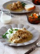 チキンとたっぷり玉ねぎの煮込み。