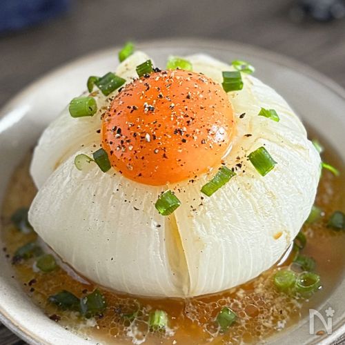 とろ甘じゅわ〜【新玉ねぎ丸ごとレンジ蒸し】