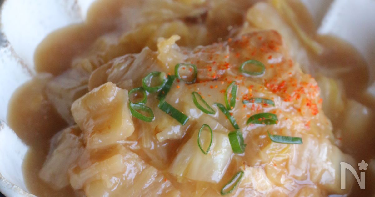 もち巾着と白菜のめんつゆ煮（ワンパンで簡単）