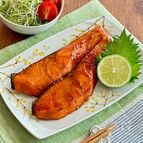 漬けて焼くだけお手軽に♩鮭の味噌漬け焼き