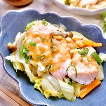 フライパンで簡単お魚おかず♪『鮭のちゃんちゃん焼き』