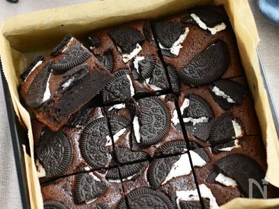 順に混ぜるだけ／超絶濃厚しっとり♪濃厚オレオブラウニー | レシピ