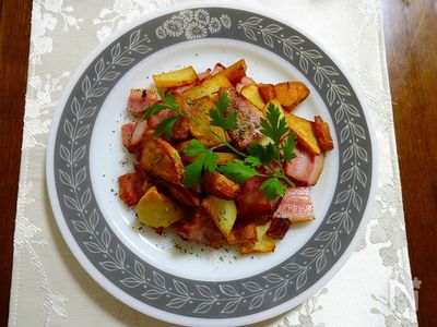 イベリコ豚の厚切りベーコンとじゃがいものローズマリー焼き By りっちゃんのご飯 レシピサイト Nadia ナディア プロの料理家のおいしい レシピ