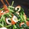 小松菜嫌いさんも食べられるかも！小松菜とちくわのごま油炒めの工程3