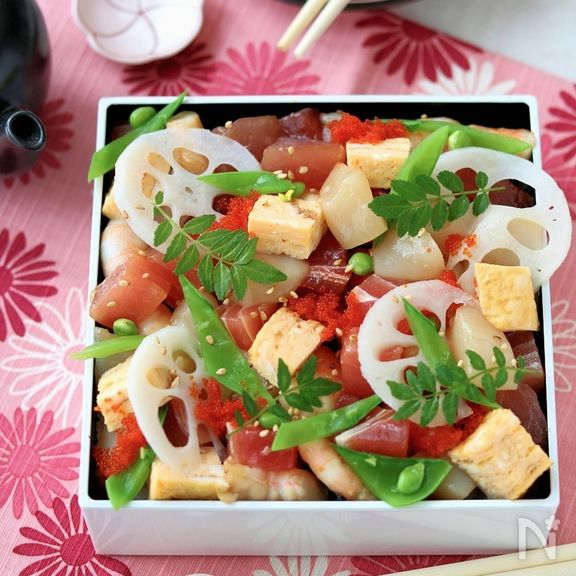 ごま油香る、海鮮ばらちらし寿司。