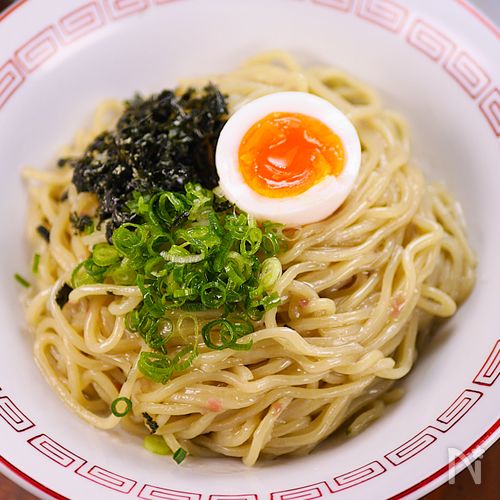 ガツンと濃厚昆布だし☆和風こんぶの☆本気の家系油そば🤩🍜
