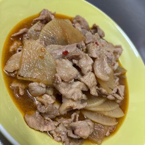 ちちちの作ってみた!投稿(煮込みは10分♪『豚バラ大根のうま辛♡すき焼き風煮込み』)