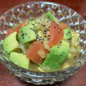 りんごの作ってみた!投稿(【トマトとアボカドのマリネ】栄養満点！美容や健康にも◎)
