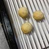ほろっと食感!ひな祭りに彩りを添える3色スノーボールレシピ!の工程5