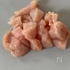 ビールにもご飯にも!鶏胸肉で作るエスニック風肉団子の下準備