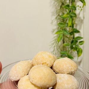 ミーシャʕ•̫͡•ʔの作ってみた!投稿(【スノーボールクッキー】簡単レシピ！食感がたまらない♪)