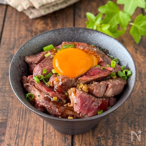 【切って♪焼くだけ♪絶対失敗しない】
爆食サガリステーキ丼