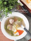 作り置きでヘルシーミートボールの和風肉だんごスープ温玉添え♡