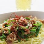 豚肩ロース肉とピーマンのあんかけ焼きそば、オイスター風味